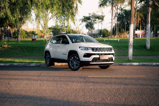 JEEP COMPASS 1.3 T270 TURBO FLEX LIMITED AT6 JEEP COMPASS 1.3 T270 TURBO FLEX LIMITED AT6